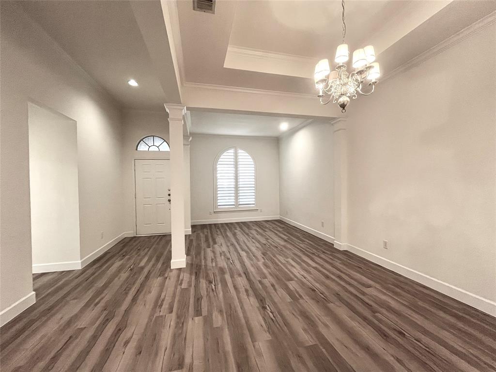 6816 Forest Hills Drive Property Photo 6