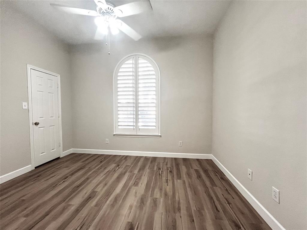 6816 Forest Hills Drive Property Photo 7