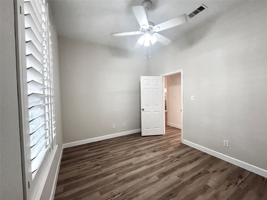6816 Forest Hills Drive Property Photo 8
