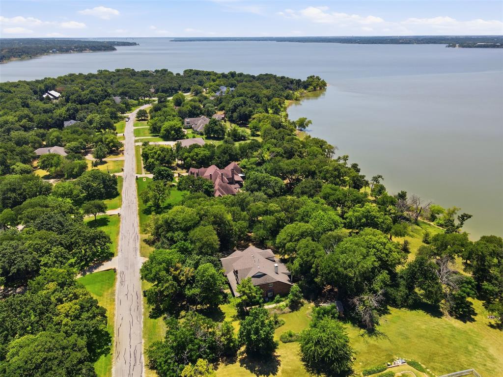 3101 W Oak Shores Drive Property Photo 1