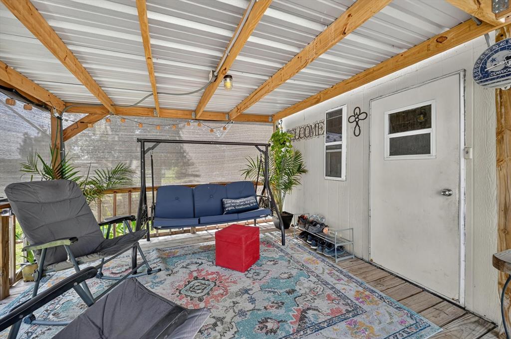 1103 Burnett Boulevard Property Photo 4