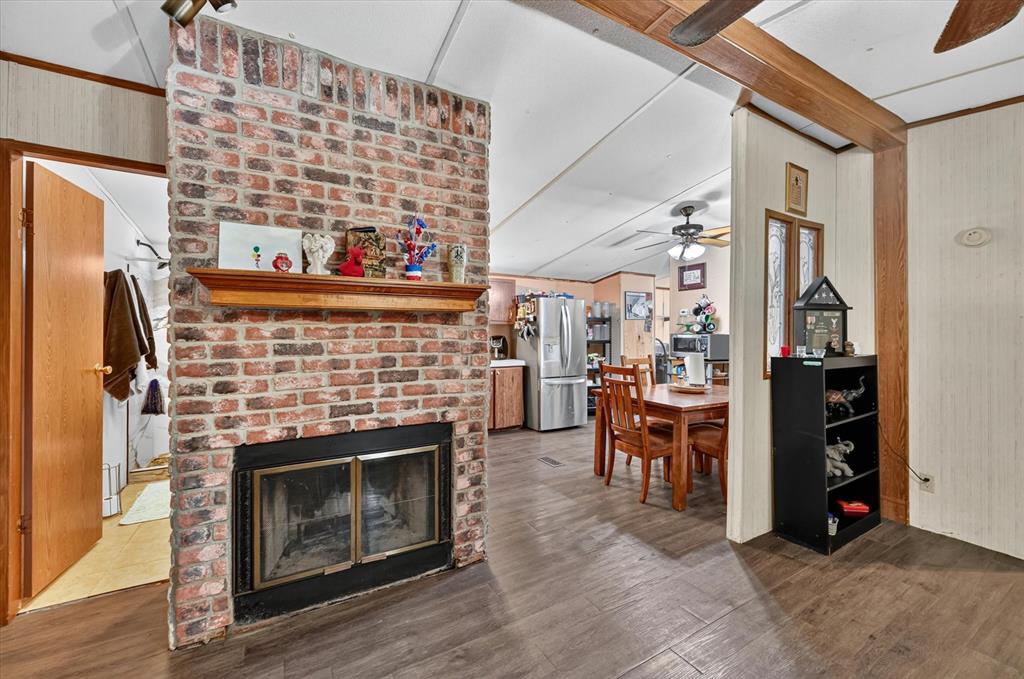 1103 Burnett Boulevard Property Photo 8