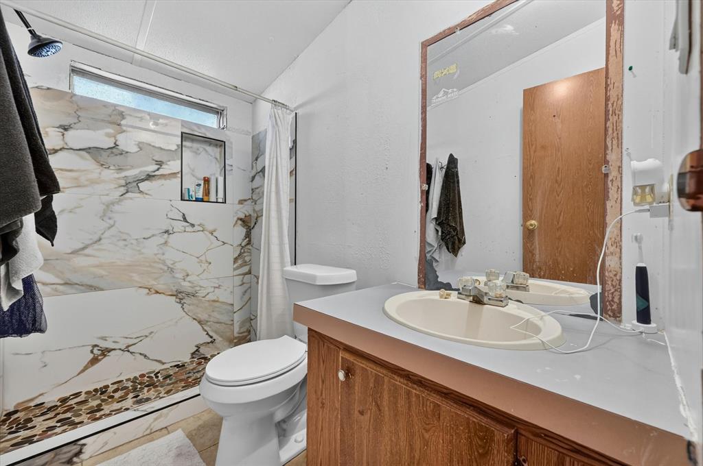 1103 Burnett Boulevard Property Photo 17