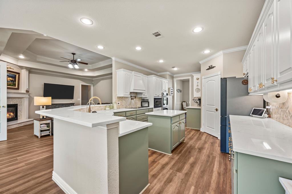1216 West Road Property Photo 10