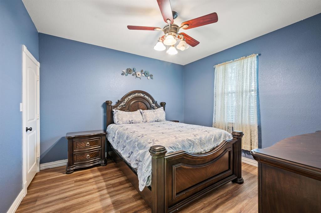 1216 West Road Property Photo 18