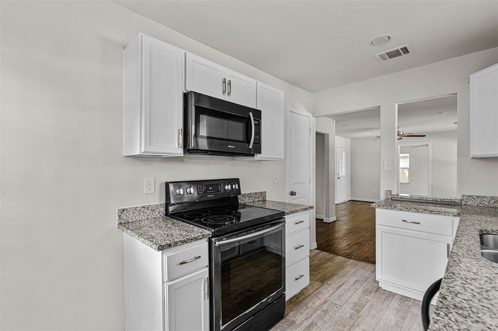 624 E Ellen Avenue Property Photo 8
