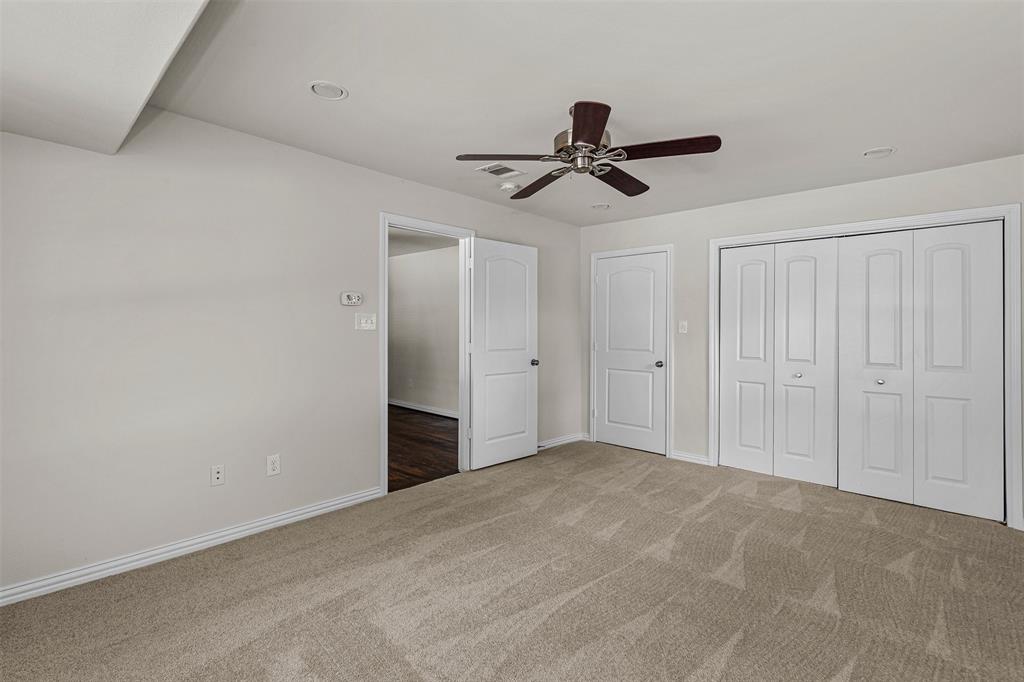 624 E Ellen Avenue Property Photo 11