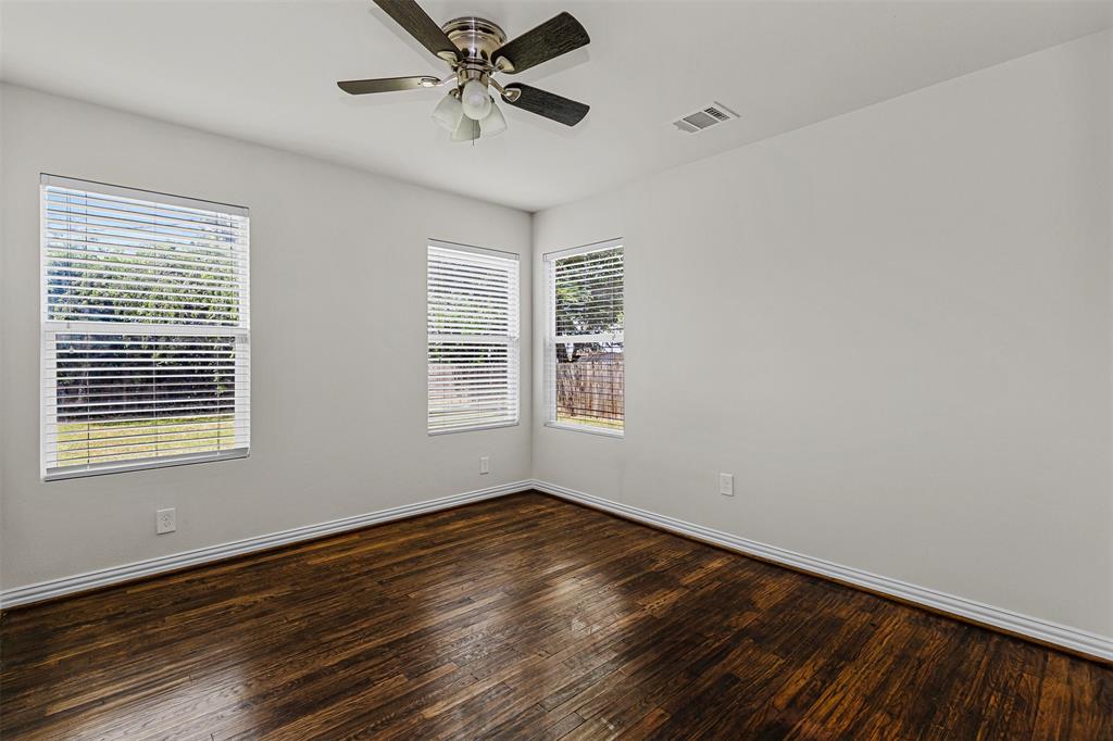 624 E Ellen Avenue Property Photo 12