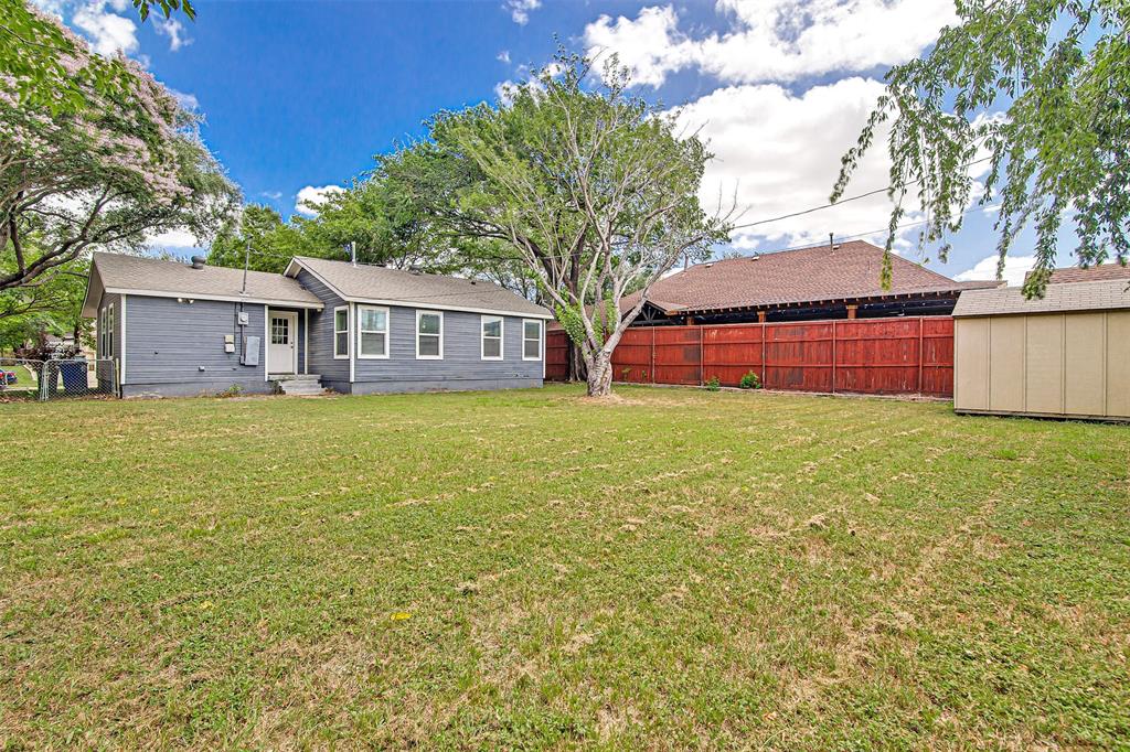 624 E Ellen Avenue Property Photo 18
