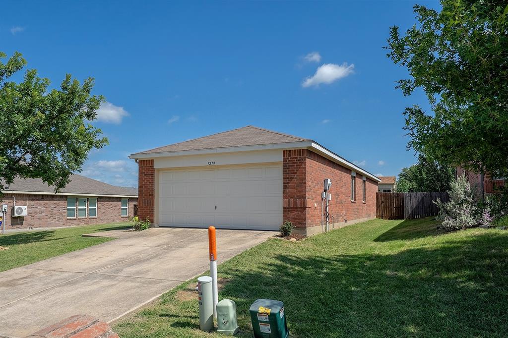 1219 Eagles Nest Trail Property Photo 7