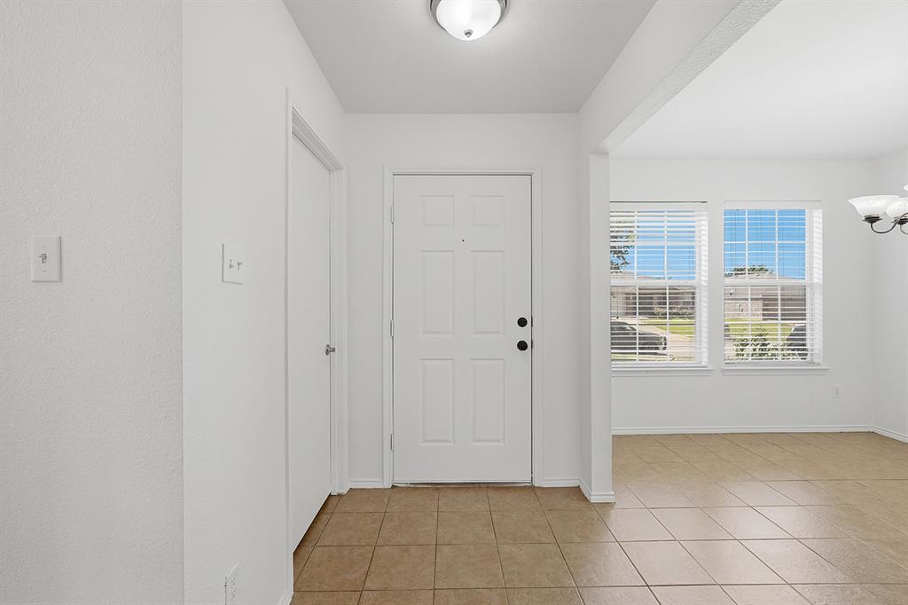 1219 Eagles Nest Trail Property Photo 8