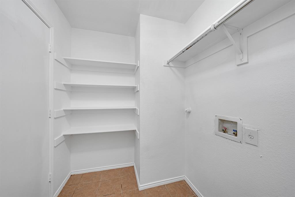 1219 Eagles Nest Trail Property Photo 9