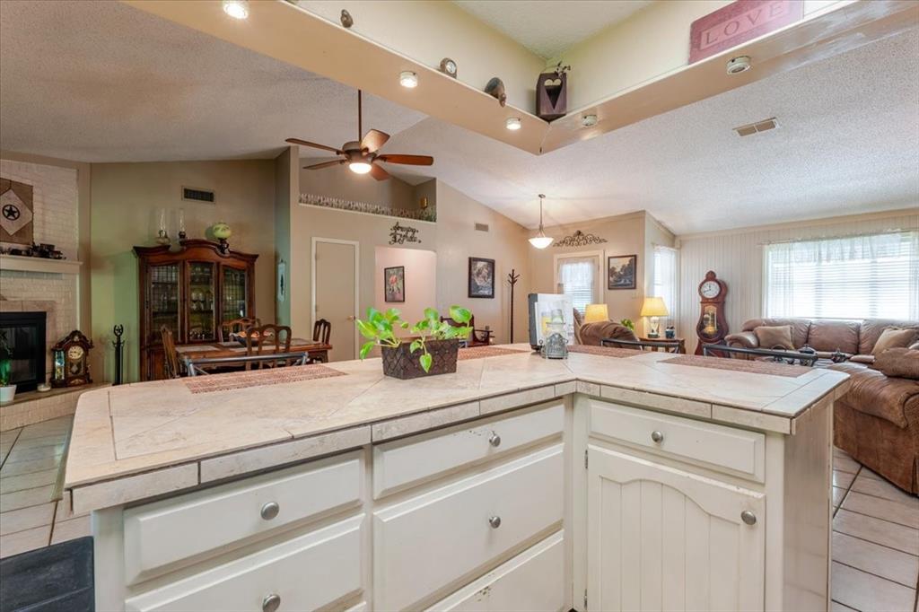 3908 Bandera Drive Property Photo 11
