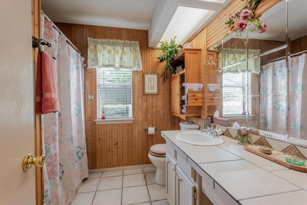 3908 Bandera Drive Property Photo 17