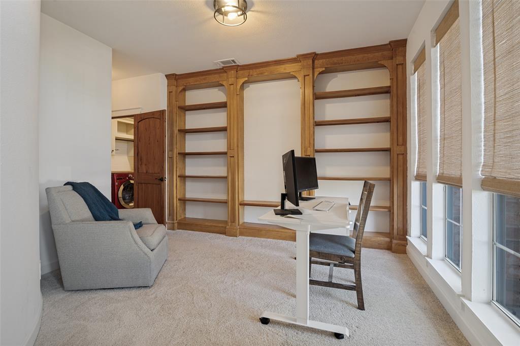 6914 Morningside Way Property Photo 5