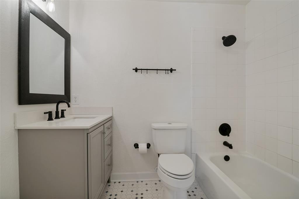 6914 Morningside Way Property Photo 29