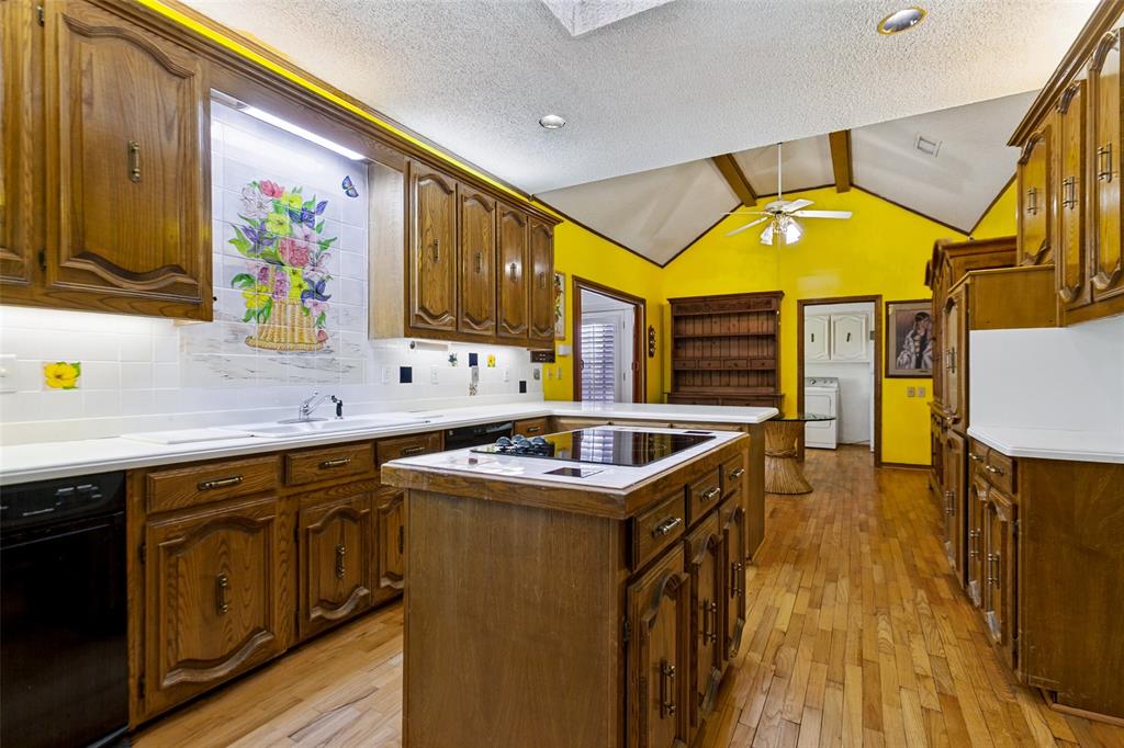 14784 Lochinvar Court Property Photo 8
