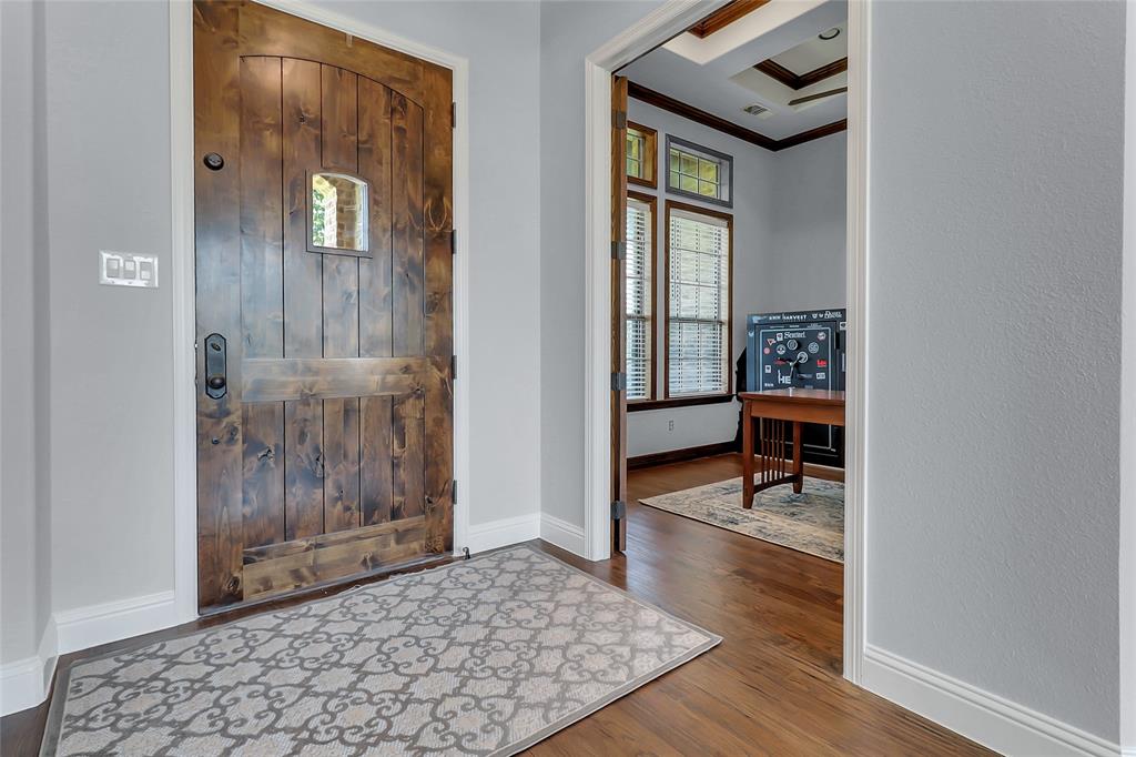 6564 Lark Circle Property Photo 8