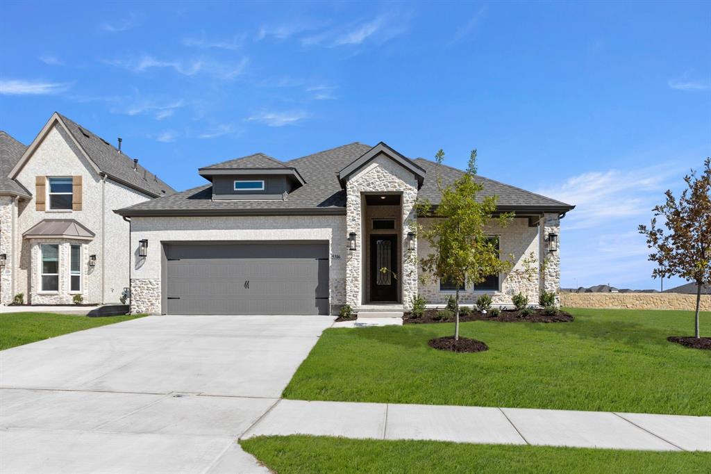 5316 Blue Cypress Drive Property Photo 1