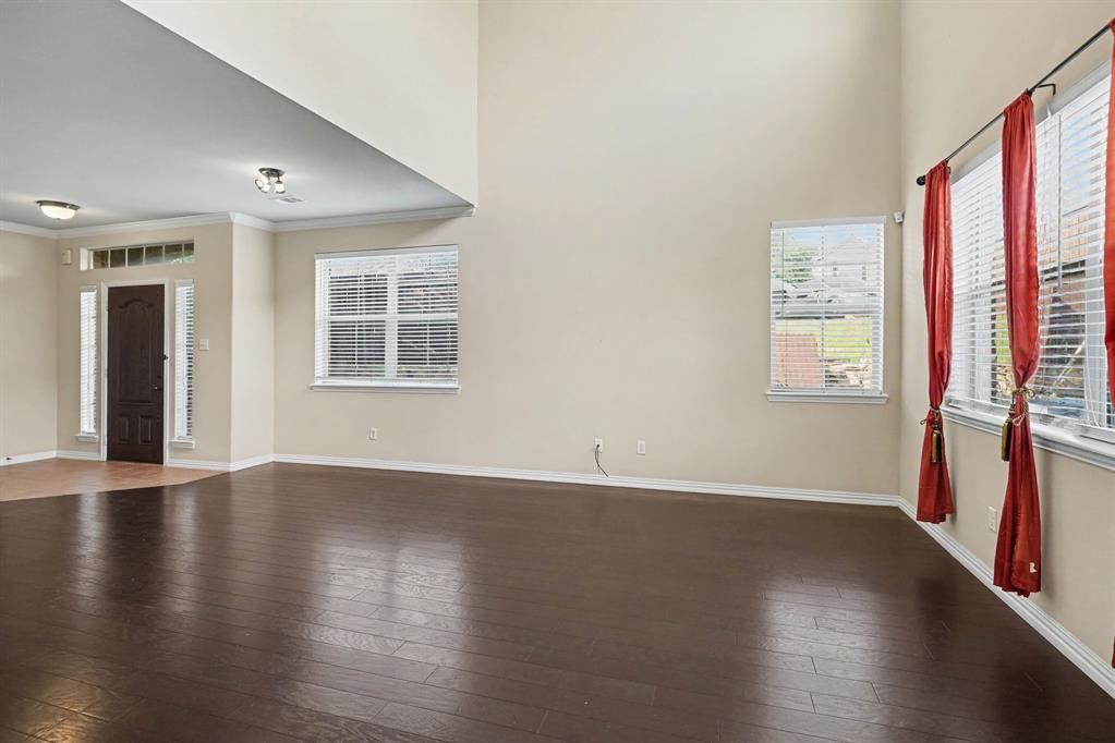 4115 Florence Drive Property Photo 6