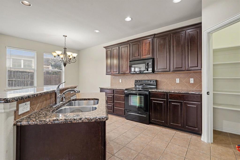 4115 Florence Drive Property Photo 10