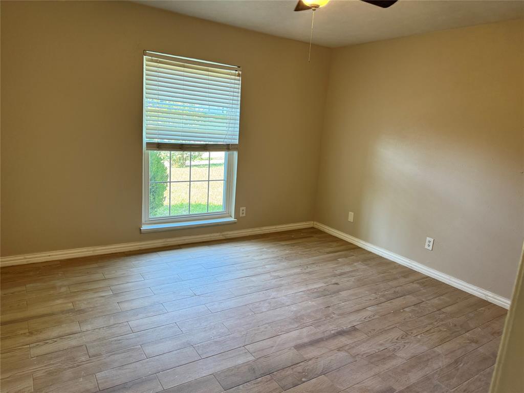 9113 Willowbrook Drive Property Photo 11