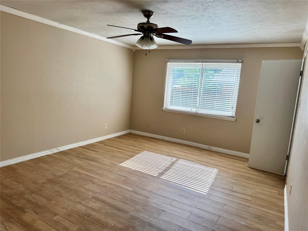 9113 Willowbrook Drive Property Photo 13