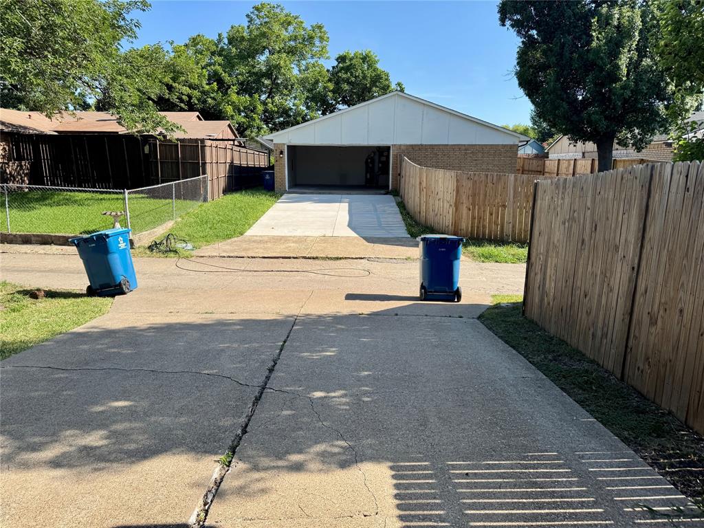 9113 Willowbrook Drive Property Photo 17