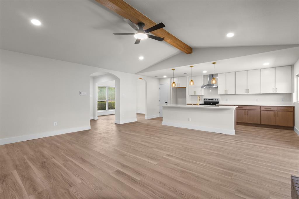 5009 Presidio Drive Property Photo 10