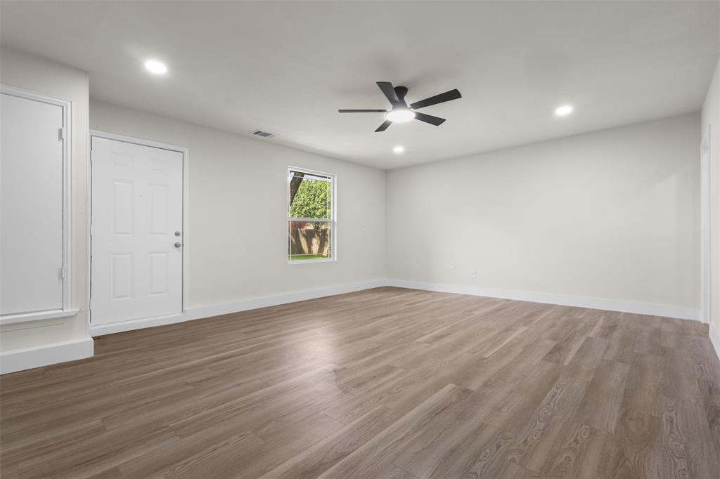 5009 Presidio Drive Property Photo 15