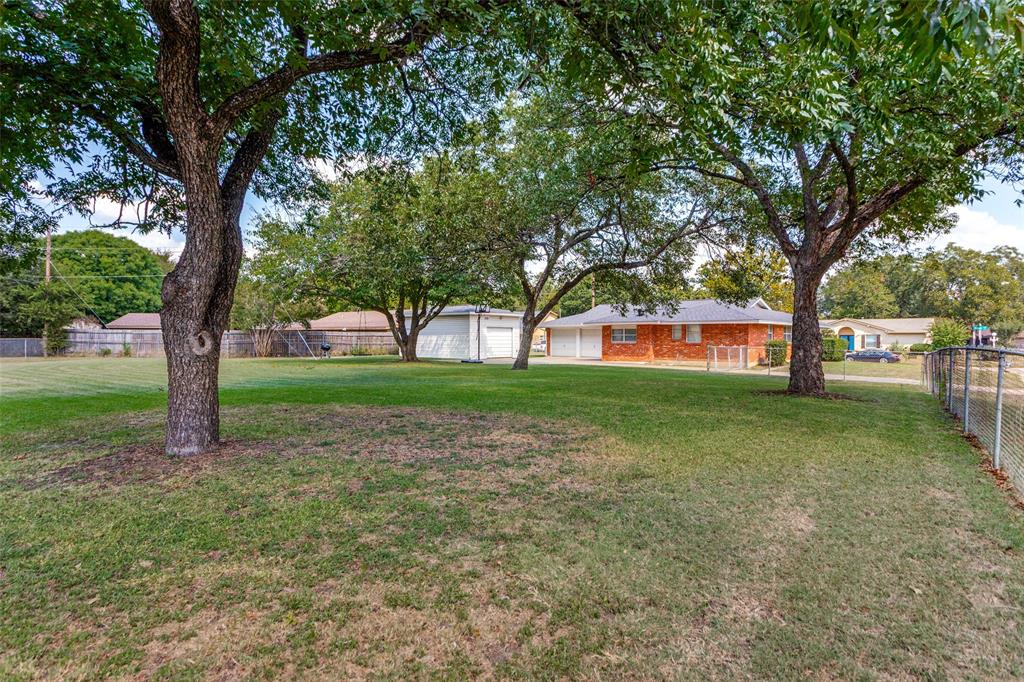 240 Smith Street Property Photo 1