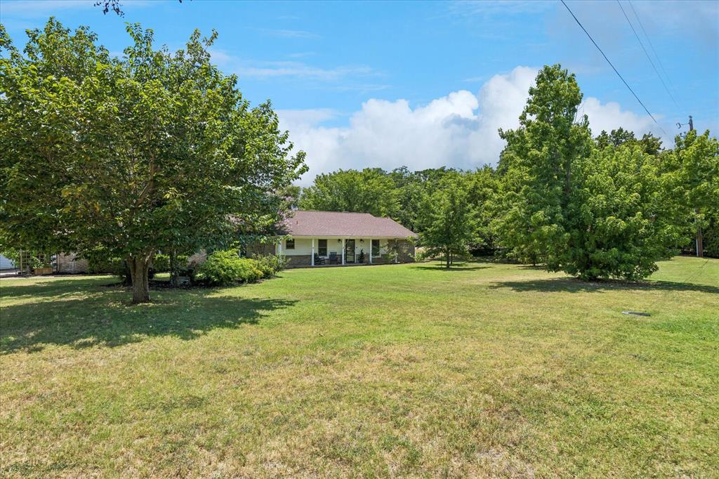 524 Oakridge Trail Property Photo 40