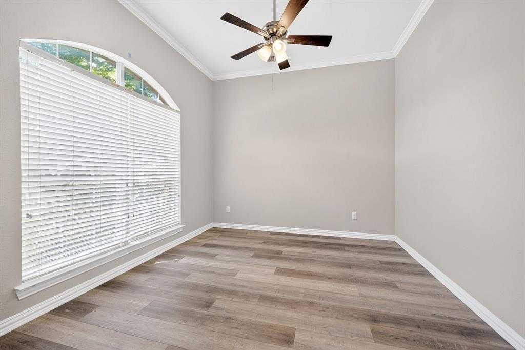 2713 Planetree Drive Property Photo 5