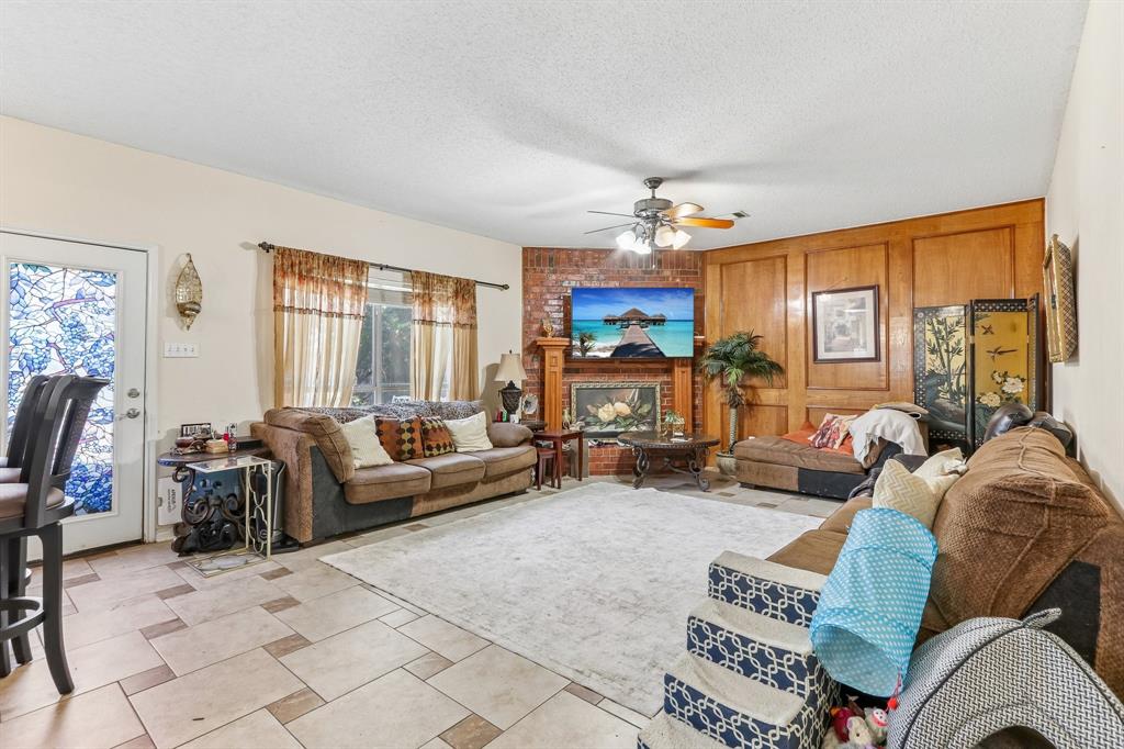 331 Linhurst Drive Property Photo 4