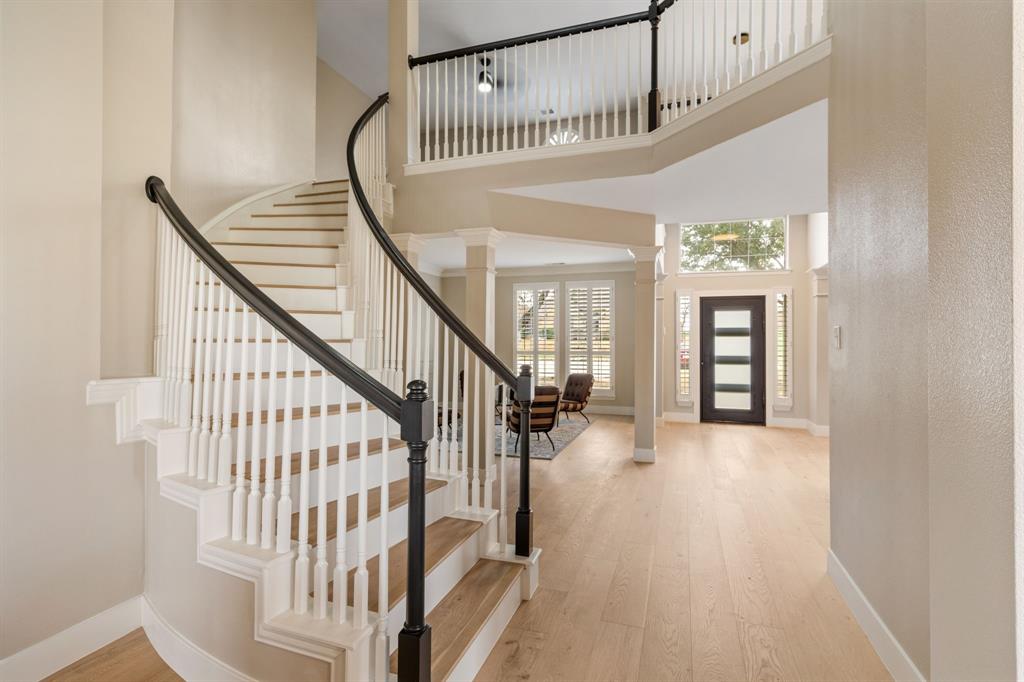 684 Hollow Circle Property Photo 13