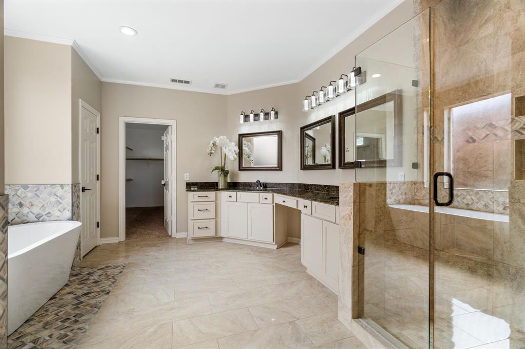 684 Hollow Circle Property Photo 18