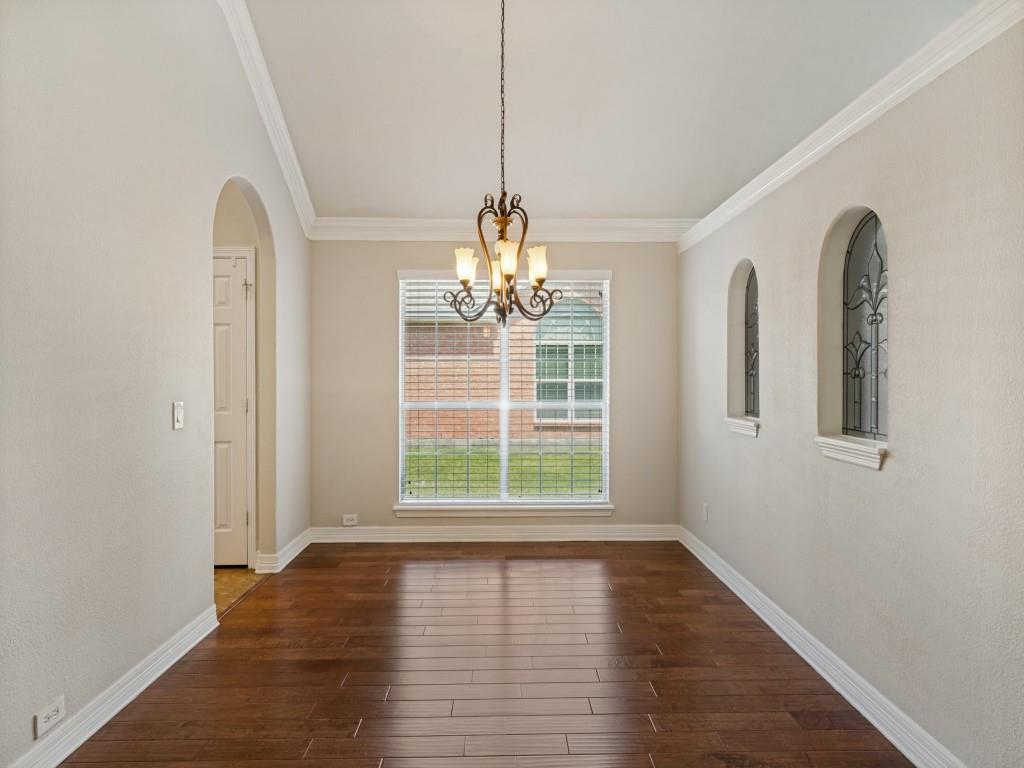 4557 Oak Shores Drive Property Photo 4