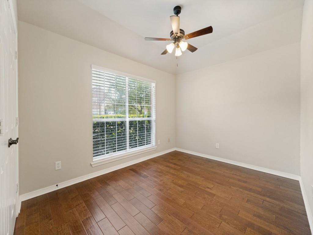 4557 Oak Shores Drive Property Photo 15