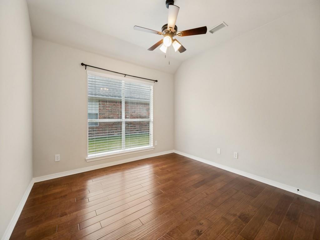4557 Oak Shores Drive Property Photo 16