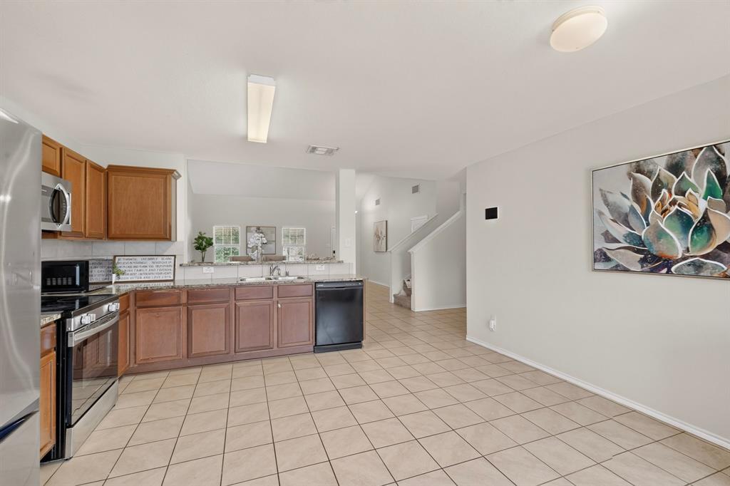2329 Julia Lane Property Photo 15
