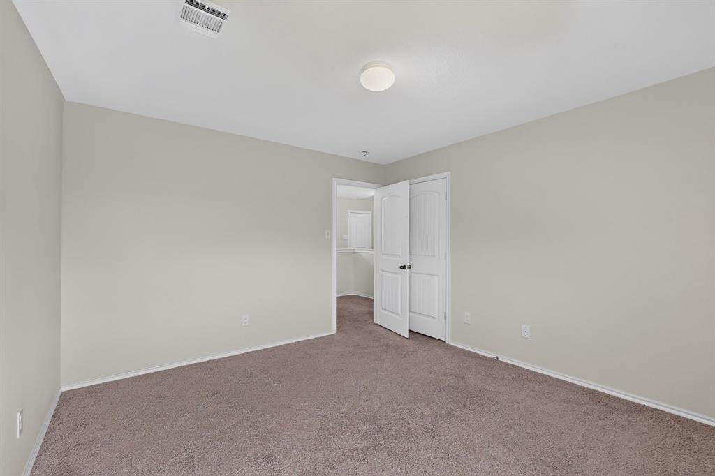 2329 Julia Lane Property Photo 26