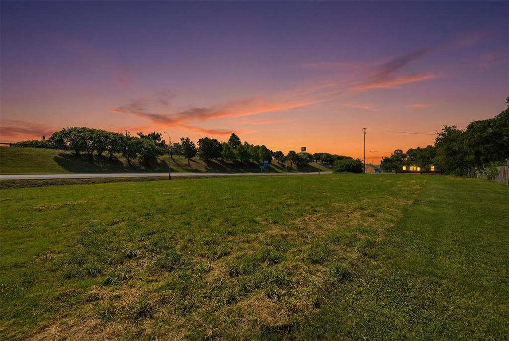 S Interstate 45 Property Photo 4