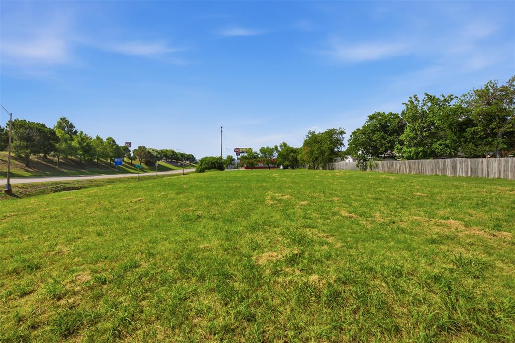 S Interstate 45 Property Photo 10