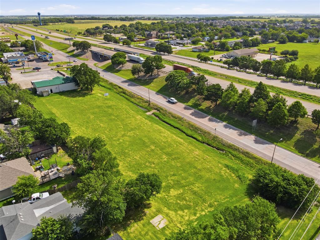 S Interstate 45 Property Photo 19