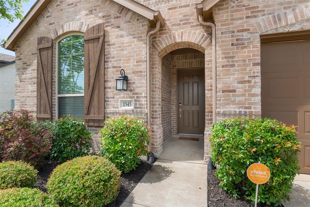 1545 Sugarberry Drive Property Photo 4