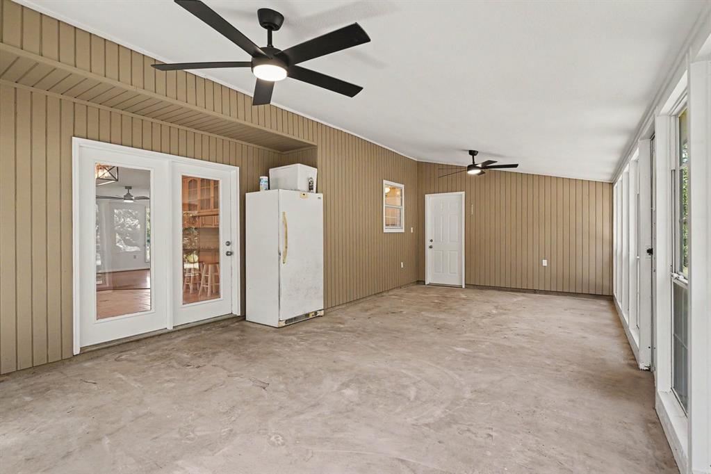4225 Fm 2415 Property Photo 8
