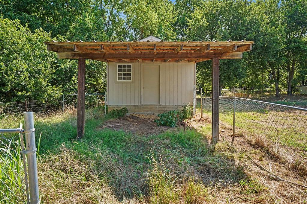 4225 Fm 2415 Property Photo 37