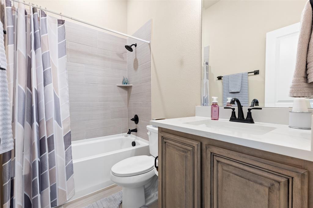 1004 Bessie Drive Property Photo 21