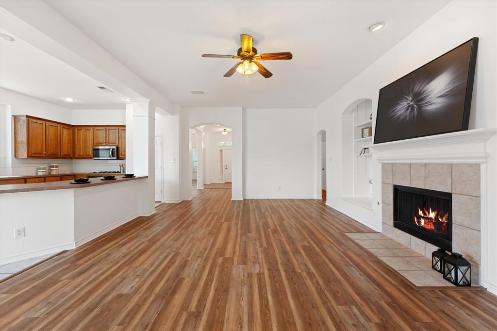 2308 Laura Elizabeth Trail Property Photo 1