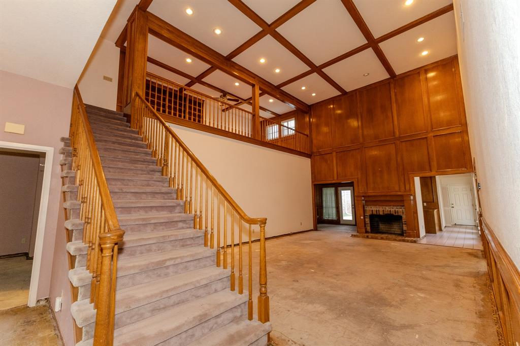 118 Lytle Place Property Photo 8